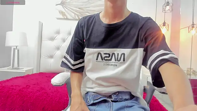 Johann sex online show from May 2026 07:21:02 PM