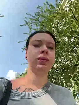 AlishaPrettyBlade online show from June 2026 03:18:02 AM