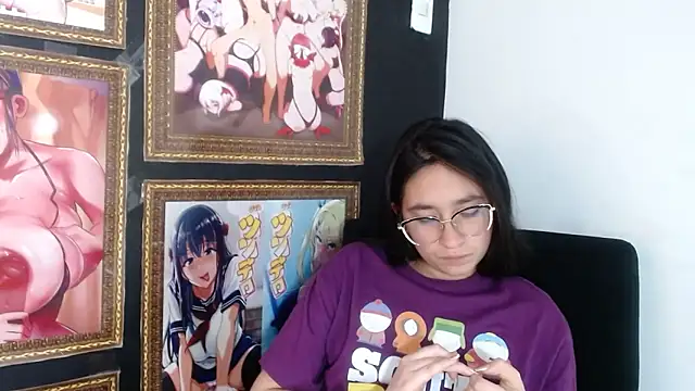 Arielle lov online show from March 2025 05:24:02 PM