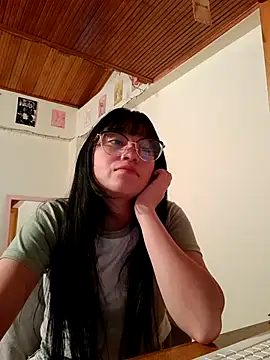 Arielle lov online show from October 2025 02:30:01 AM