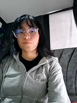 Arielle lov online show from October 2025 11:54:01 AM