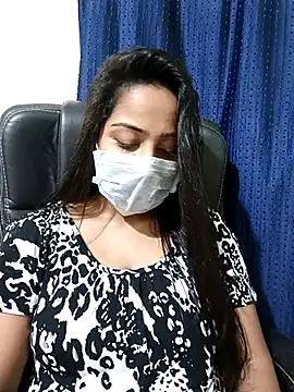 Snapshot of COZY_ROZI chatting on February 2025 04:43:02 PM COZY ROZI online show from February 2025 04:43:02 PM