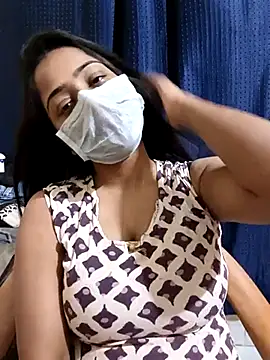 Snapshot of COZY_ROZI chatting on March 2025 02:21:01 PM COZY ROZI online show from March 2025 02:21:01 PM