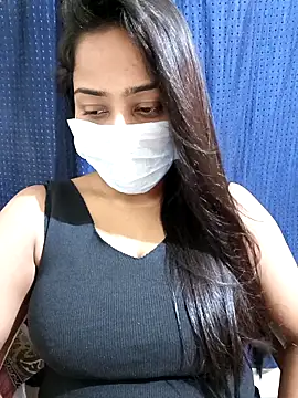 Snapshot of COZY_ROZI chatting on March 2025 03:56:01 PM COZY ROZI online show from March 2025 03:56:01 PM