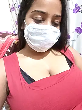 Snapshot of COZY_ROZI chatting on September 2025 05:48:01 PM COZY ROZI online show from September 2025 05:48:01 PM