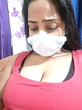 Snapshot of COZY_ROZI chatting on September 2025 05:07:01 PM COZY ROZI online show from September 2025 05:07:01 PM