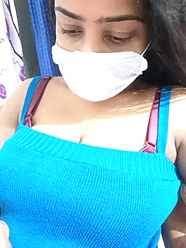 Snapshot of COZY_ROZI chatting on October 2025 04:59:02 PM COZY ROZI online show from October 2025 04:59:02 PM