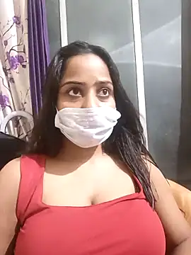 Snapshot of COZY_ROZI chatting on October 2025 05:21:02 PM COZY ROZI online show from October 2025 05:21:02 PM