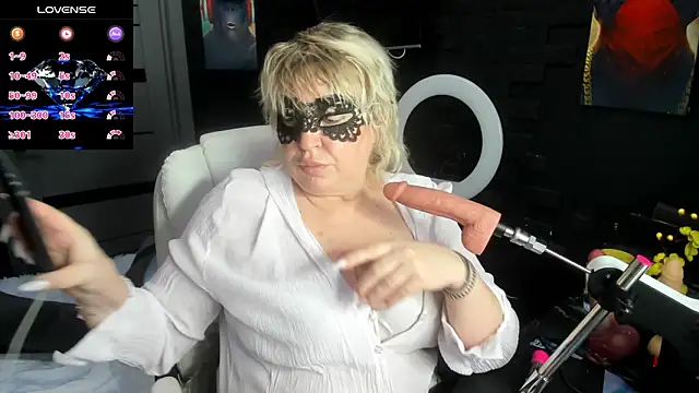 LaylaLayla7 online show from February 2026 09:30:01 AM