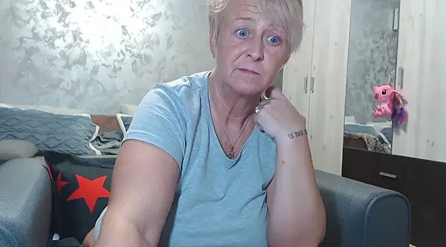 RosesandLillies online show from February 2025 08:31:02 PM