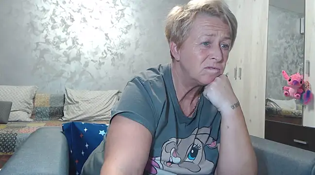 RosesandLillies online show from February 2025 05:53:01 PM