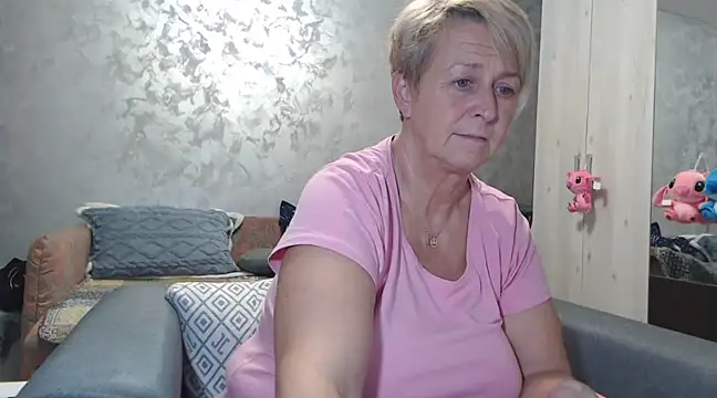 RosesandLillies online show from March 2025 06:14:01 PM