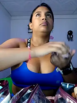 victoria roussee online show from October 2025 11:22:01 AM