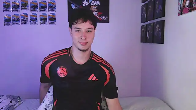 jack walker190 online show from April 2026 05:37:02 AM