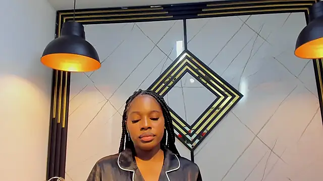 Snapshot of EmilyDiaaz chatting on March 2025 03:42:01 PM EmilyDiaaz online show from March 2025 03:42:01 PM