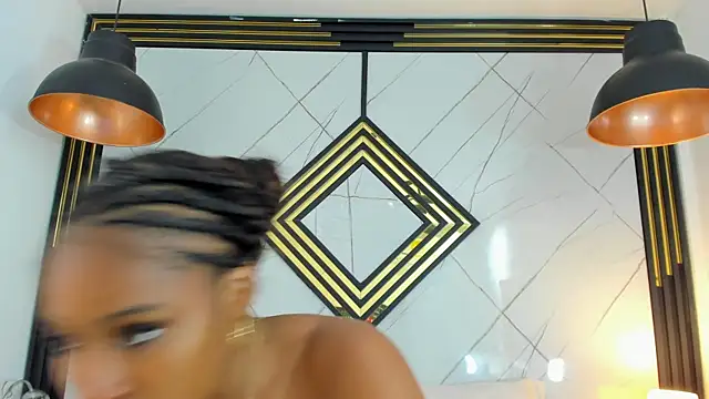 Snapshot of EmilyDiaaz chatting on October 2025 12:28:02 PM EmilyDiaaz online show from October 2025 12:28:02 PM