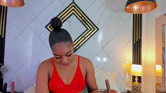 Snapshot of EmilyDiaaz chatting on November 2025 12:31:02 PM EmilyDiaaz online show from November 2025 12:31:02 PM