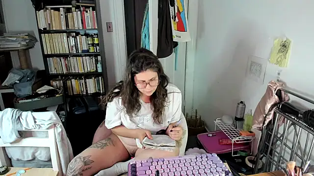 Snapshot of Rosiee69_ chatting on November 2025 09:16:01 PM Rosiee69 online show from November 2025 09:16:01 PM