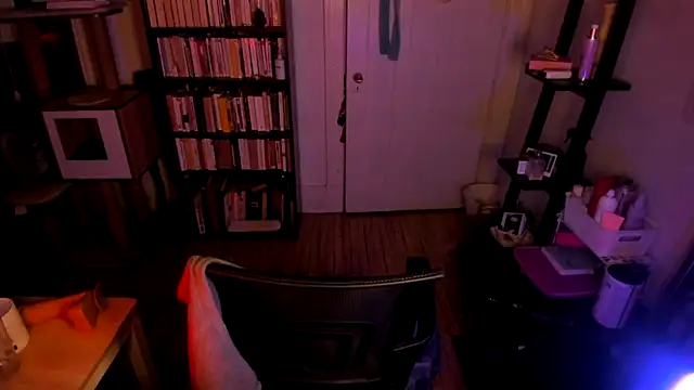 Rosiee69  online show from March 2026 12:44:02 PM