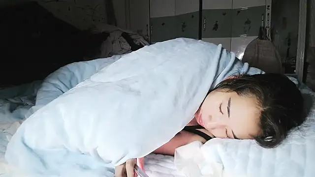 Snapshot of hebe-02 chatting on November 2025 02:39:02 PM hebe-02 online show from November 2025 02:39:02 PM