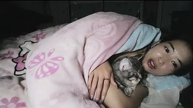 Snapshot of hebe-02 chatting on January 2026 06:43:02 PM hebe-02 online show from January 2026 06:43:02 PM