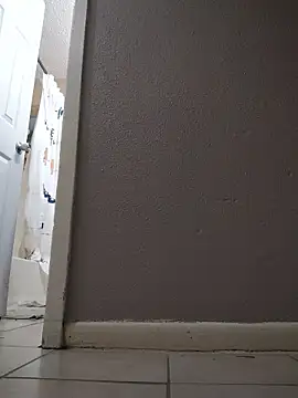 HTXBELLE online show from November 2025 10:33:02 PM