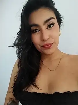 Snapshot of hancock-boa chatting on February 2025 06:26:02 PM hancock-boa online show from February 2025 06:26:02 PM