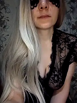 Snapshot of AliniX chatting on February 2025 12:05:01 AM AliniX online show from February 2025 12:05:01 AM