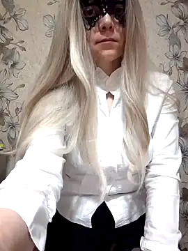 Snapshot of AliniX chatting on March 2025 09:10:02 PM AliniX online show from March 2025 09:10:02 PM