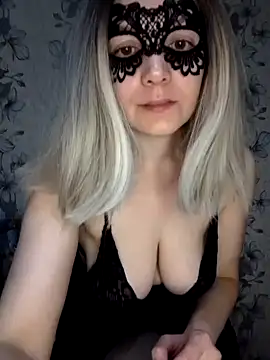 Snapshot of AliniX chatting on September 2025 11:33:02 AM AliniX online show from September 2025 11:33:02 AM