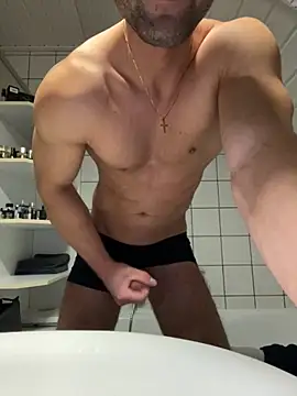 Snapshot of Nita69 chatting on February 2026 05:39:02 PM Nita69 online show from February 2026 05:39:02 PM