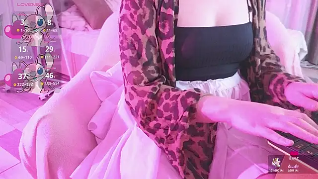 baby debbie online show from October 2025 09:01:01 PM