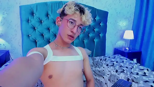 iiangel  online show from March 2025 05:53:01 AM