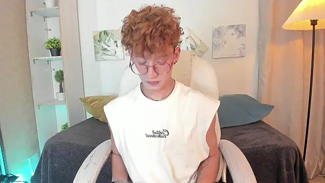 iiangel  online show from November 2025 04:12:02 AM