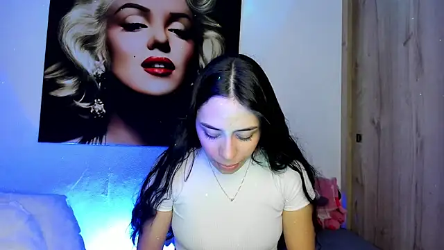 TANIA 06 online show from November 2025 02:43:02 PM