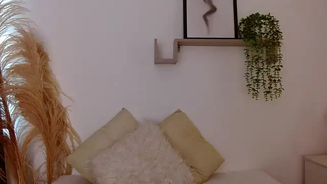 emily-777 online show from October 2025 09:21:01 PM