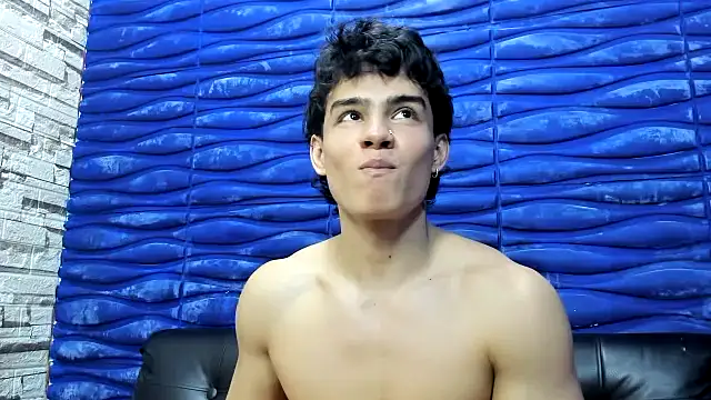 Snapshot of seigfried0 chatting on February 2026 01:10:02 AM seigfried0 online show from February 2026 01:10:02 AM