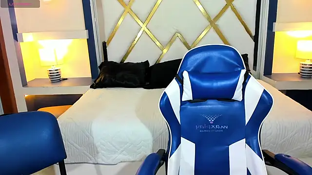 Snapshot of SaraClub_JY chatting on December 2025 11:34:02 PM SaraClub JY online show from December 2025 11:34:02 PM