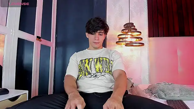 Allex Cano online show from April 2026 09:12:02 PM