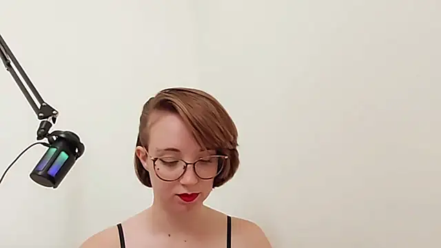 Elise Nyx online show from September 2025 11:33:01 AM