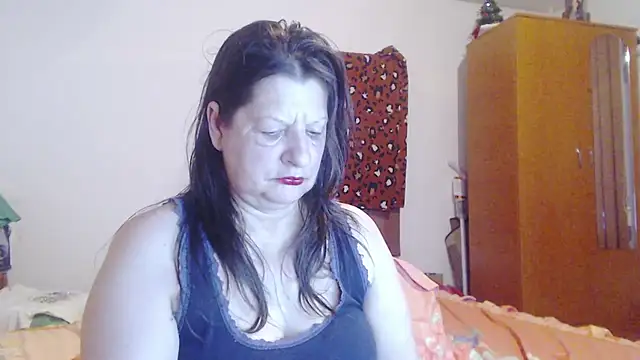 ExtasyMature online show from July 2026 06:11:01 PM