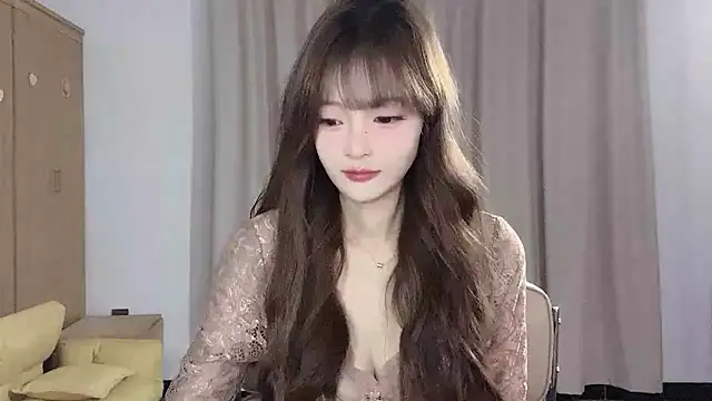 Snapshot of Annnnqi-77 chatting on February 2025 08:38:01 AM Annnnqi-77 online show from February 2025 08:38:01 AM