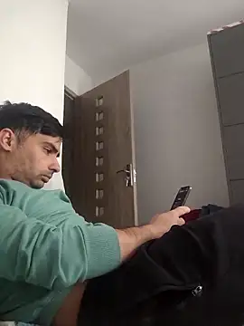 andreiiiii2025 online show from April 2026 10:24:02 AM