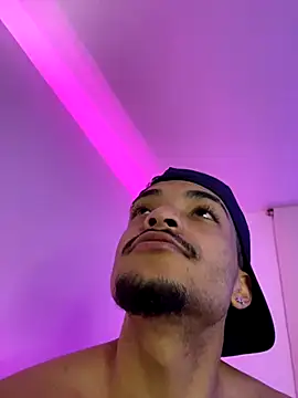 eross chipre  online show from November 2025 11:26:02 PM