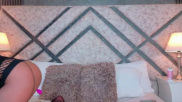 Snapshot of Elektra_MIller_ chatting on March 2025 02:51:02 PM Elektra MIller online show from March 2025 02:51:02 PM