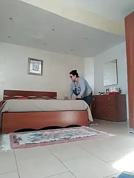 Snapshot of Dolcecurvy chatting on November 2025 11:27:02 AM Dolcecurvy online show from November 2025 11:27:02 AM