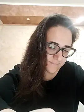 Snapshot of Dolcecurvy chatting on November 2025 09:09:01 AM Dolcecurvy online show from November 2025 09:09:01 AM