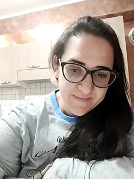 Snapshot of Dolcecurvy chatting on November 2025 11:15:01 PM Dolcecurvy online show from November 2025 11:15:01 PM