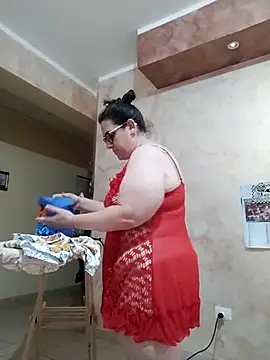 Dolcecurvy online show from July 2026 02:15:01 PM