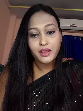 hotlovr online show from March 2025 06:21:02 PM